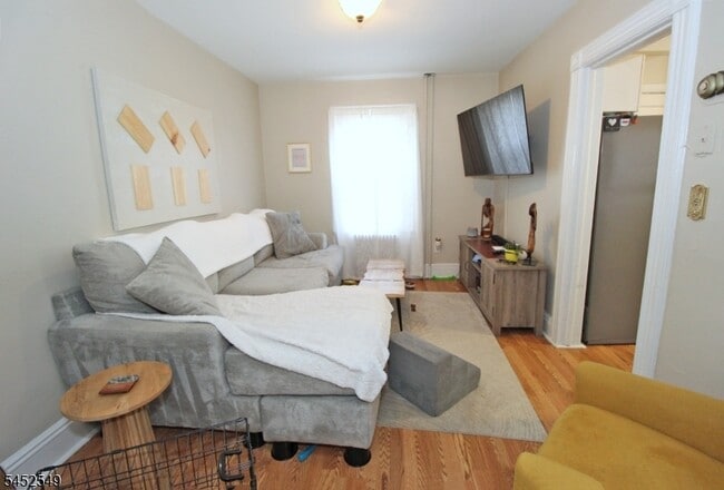 293 Watchung Ave