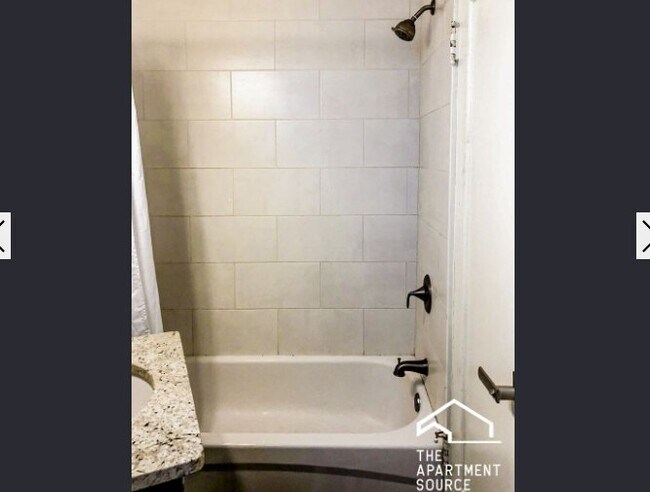 Photo - 2233 W Wilson Ave Unidad 4