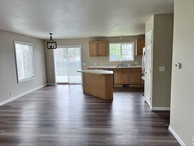 Photo - 3239 Cherrywood Ave