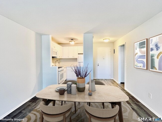 Photo - 140 Grove St