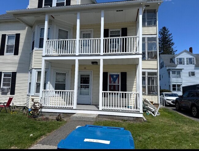 Building Photo - 29 Cutler St Unit Apt 2