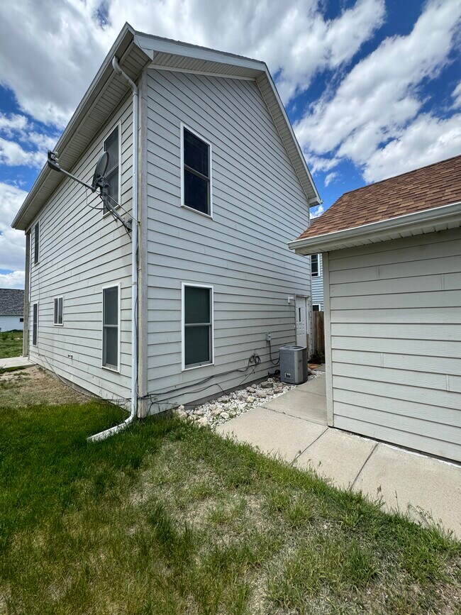 1716 16th Ave Rental House Rental in Scottsbluff, NE