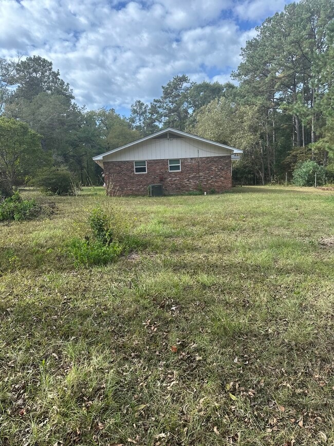 Private property - 13978 Gristmill Creek Rd