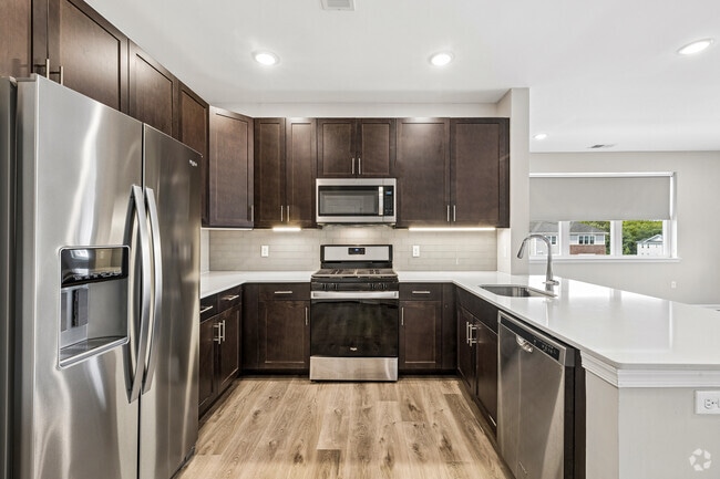 2BR, 2BA - 1,385SF - Kitchen