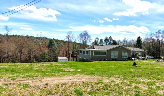 Building Photo - 102 Laird Rd Rental