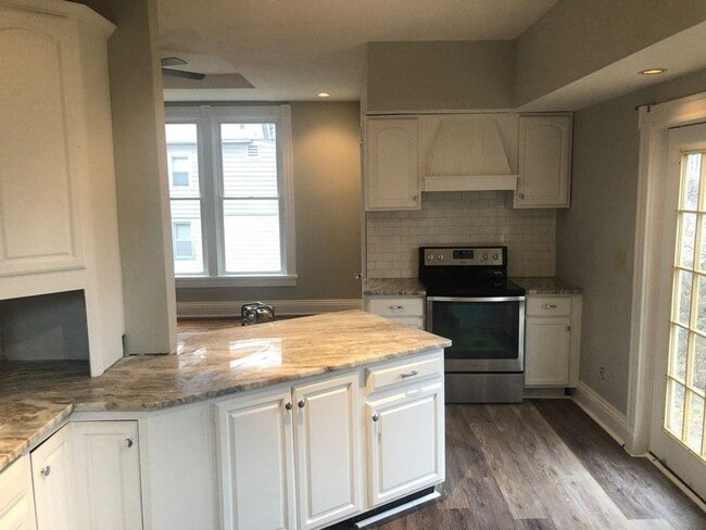 Photo - Coming Soon_ REMODELED 3 bd/1 bth home in AVONDALE