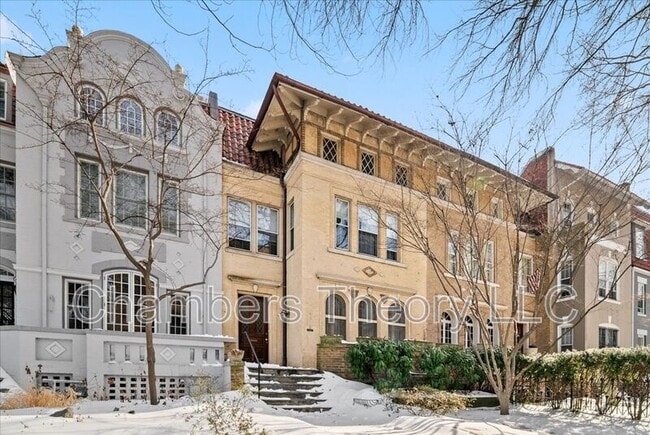 Building Photo - 2355 Ashmead Pl NW