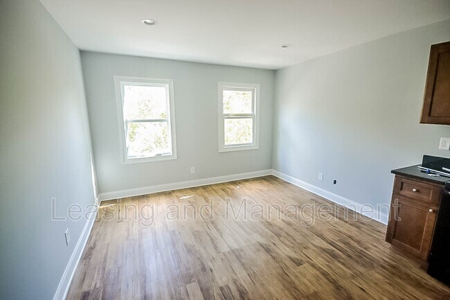 Photo - 16 Cannon St Unit 202
