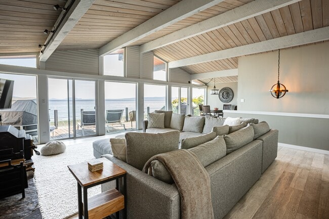 Photo - 1455 Edwards Dr