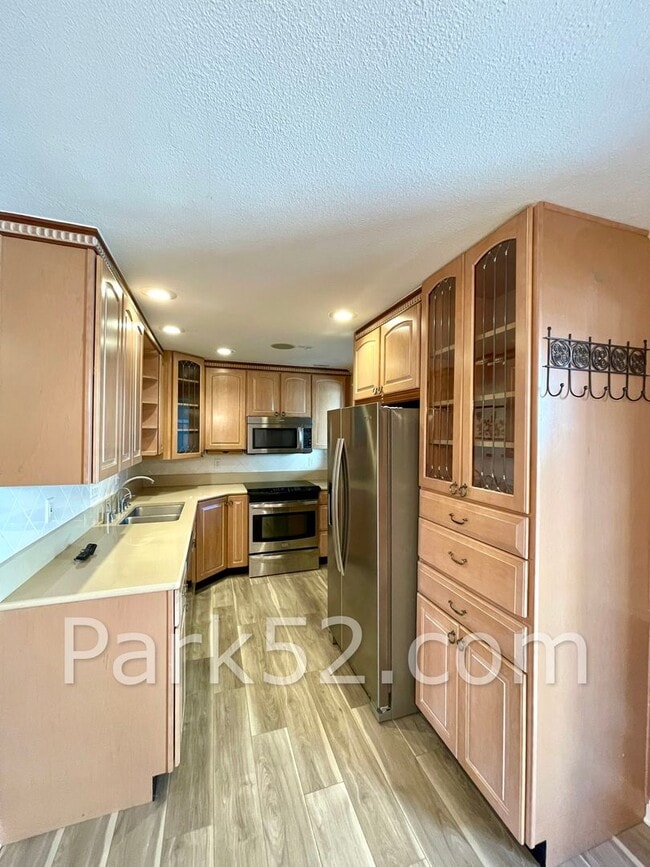 Photo - $500 off First Full Month! 2 Bedroom Tacom...
