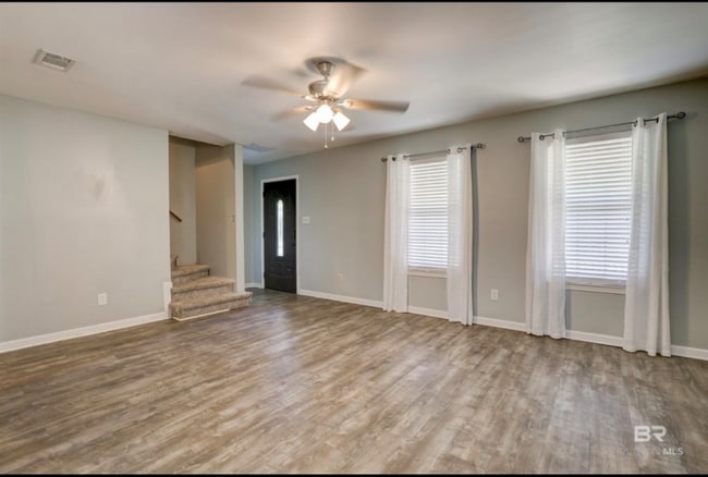 Photo - 128 Richmond Rd