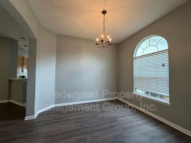 Photo - 3041 Southhall Ct