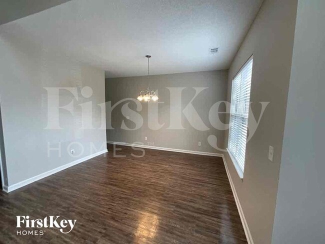 Photo - 3396 Forest Glen Dr