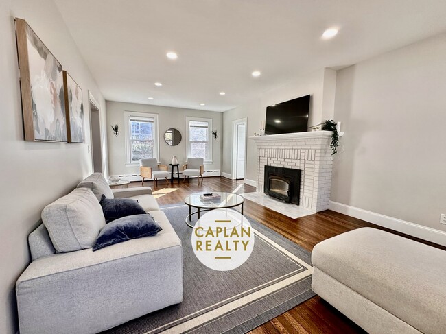 Photo - 50 Roydon Rd