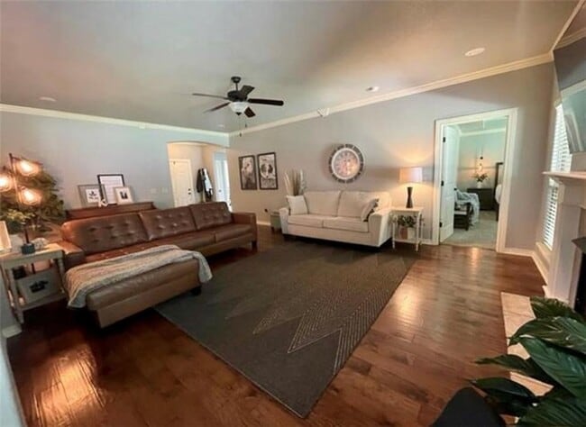 Photo - 2864 Vanike Dr