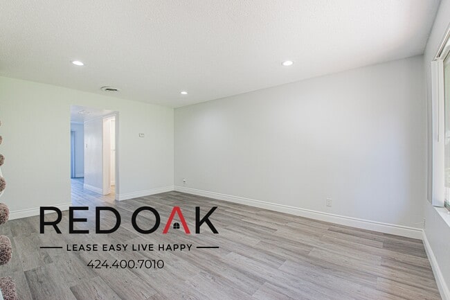 Photo - 151 Drake St Unidad 28B