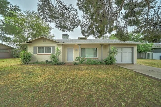 COMING SOON! Charming 2-Bedroom Rental in ... - COMING SOON! Charming 2-Bedroom Rental in ...