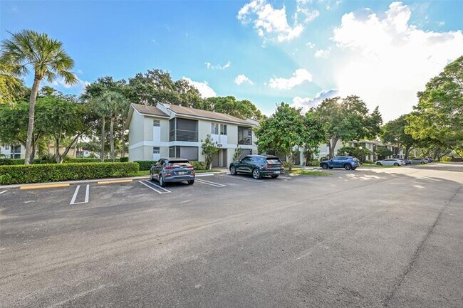 Photo - 109 Gardens Dr Unit 103