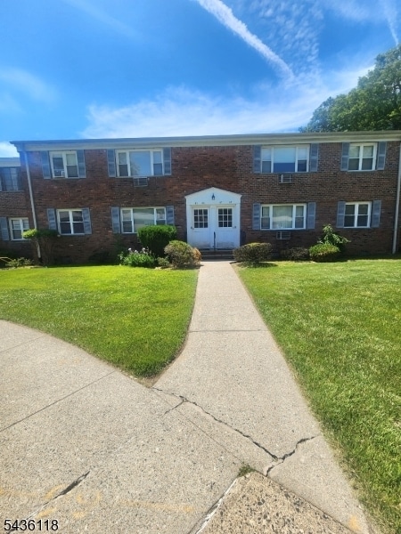 Building Photo - 43 Conforti Ave Unit 65