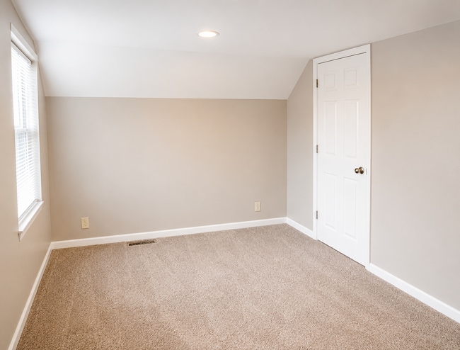 Photo - 3 Bed / 1 Bath Home in Dubuque