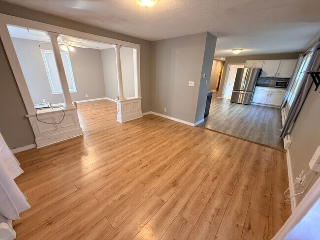 Photo - 100 Green St Unit 1