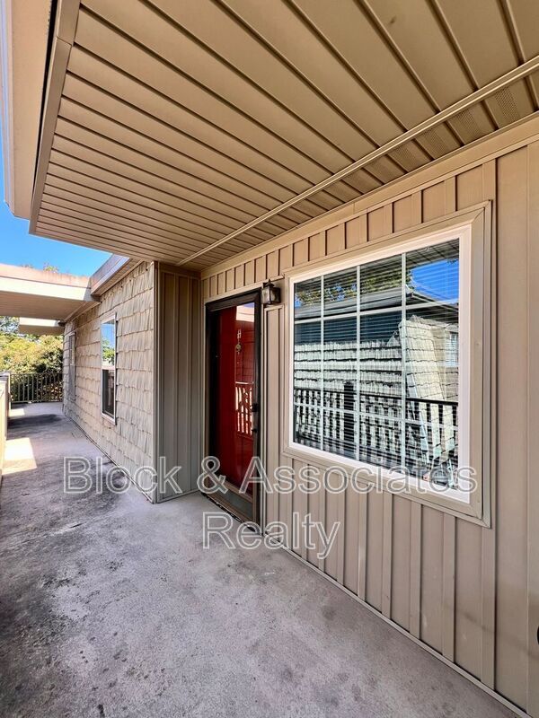 Photo - 3816 Country Club Rd