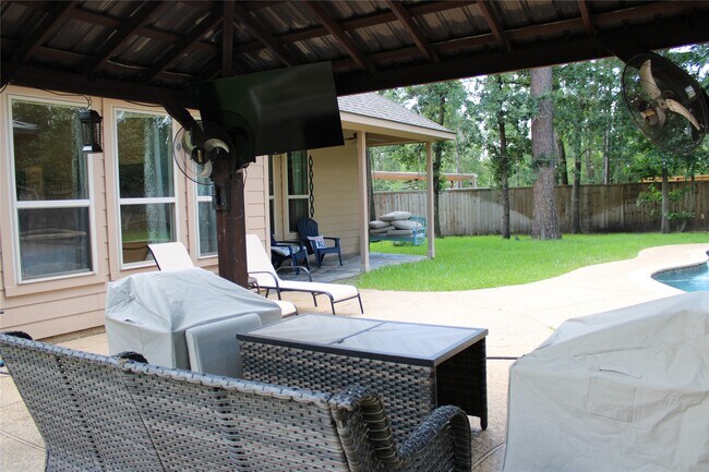 Photo - 130 E Lasting Spring Cir