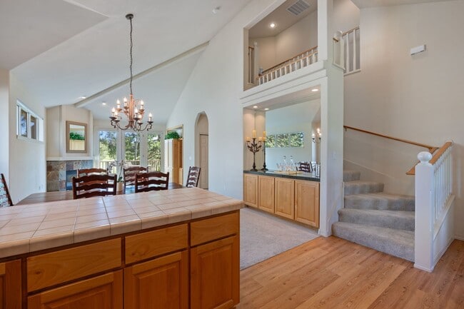 Photo - Gated Community in Broken Top