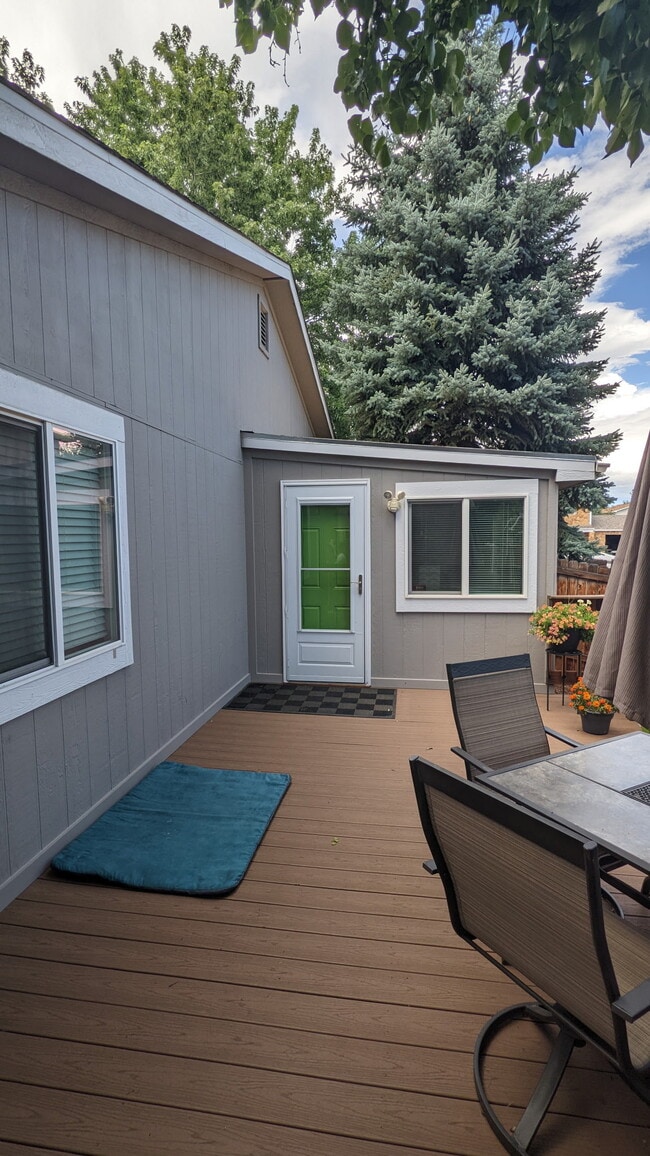 Photo - 2049 Kent Ct