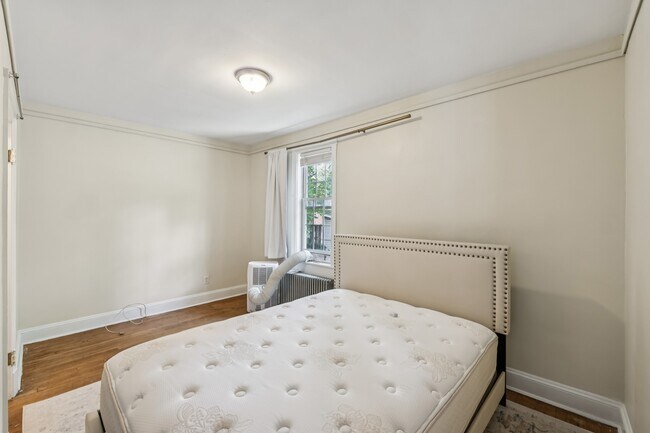 Photo - 7504 Hopkins Ave