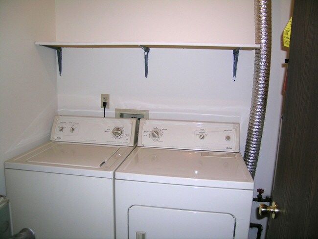 Photo - Encore Apartments