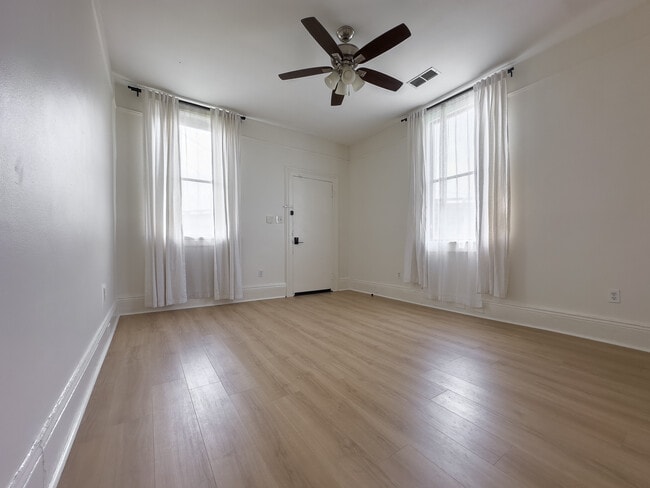 Photo - 1730 Allen St