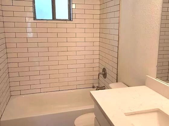 TERRIFIC 2 BEDROOMS 1 BATH SINGLE STORY FO... - TERRIFIC 2 BEDROOMS 1 BATH SINGLE STORY FO... Apartamento Unidad 4