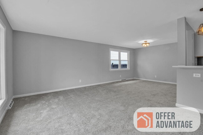 Photo - 31 W Cherbourg Dr