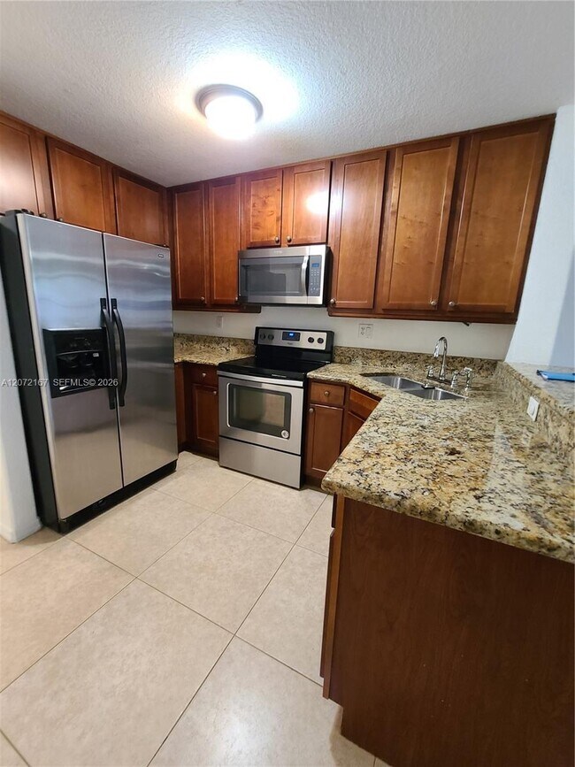 Photo - 3071 Riverside Dr Unit 11