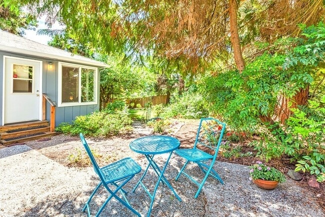 Photo - 1107 NE 155th St