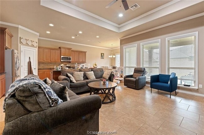 Photo - 2523 Warkworth Ln