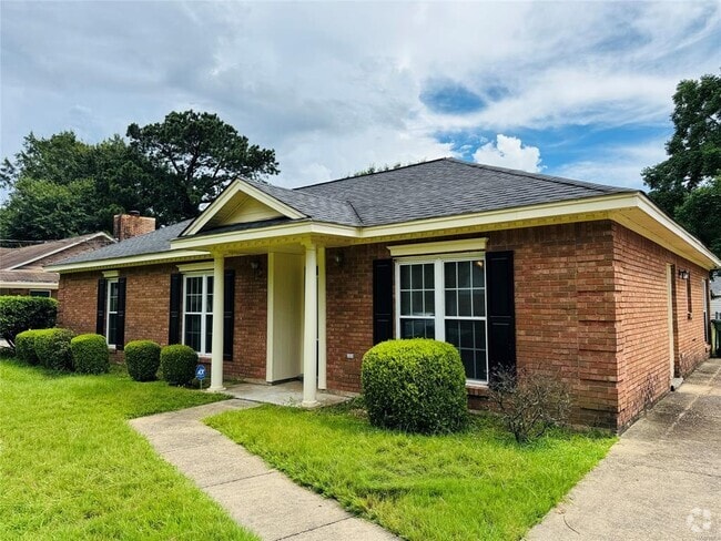 Building Photo - 4012 Ray Dr Rental