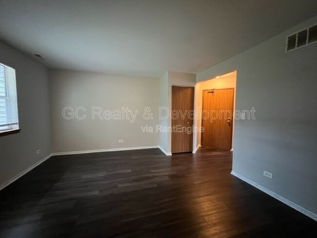 Photo - 47 Gant Cir Unit C