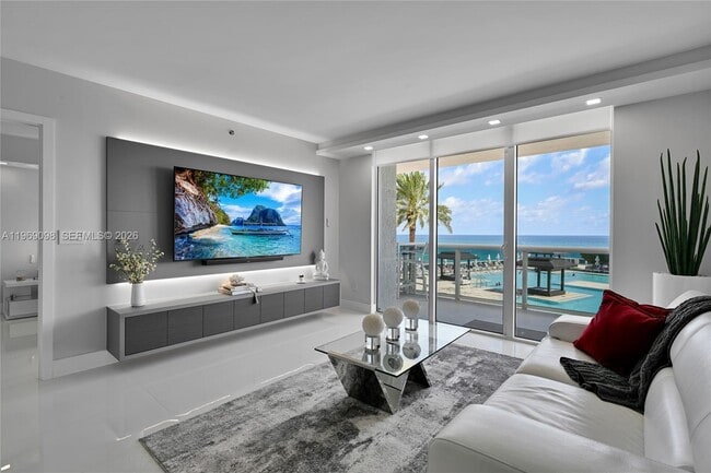 Photo - 1800 S Ocean Dr Unidad 803