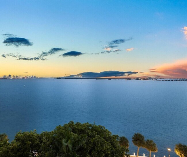 Photo - 1420 Brickell Bay Dr Condo Unit 1001