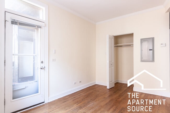 Photo - 622 W Roscoe St Unit 3B
