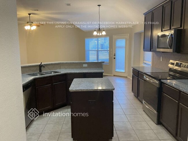 Photo - 1305 Raleigh Path