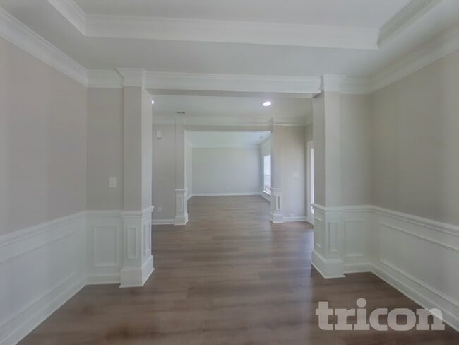 Photo - 3215 Shadowy Retreat Dr