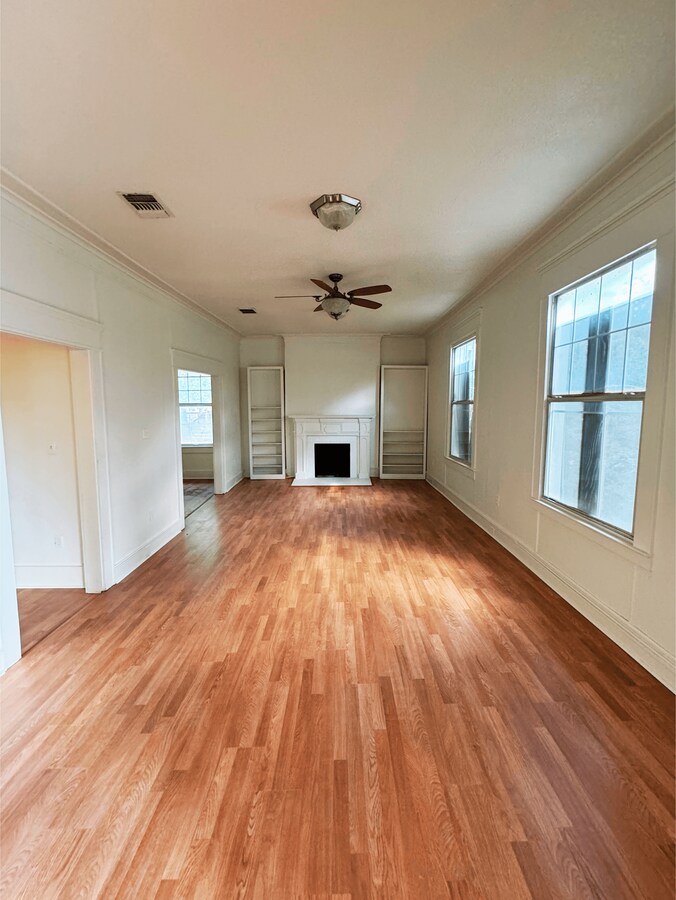 Photo - 1005 Ward St