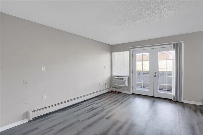 Photo - Fitzsimons Junction