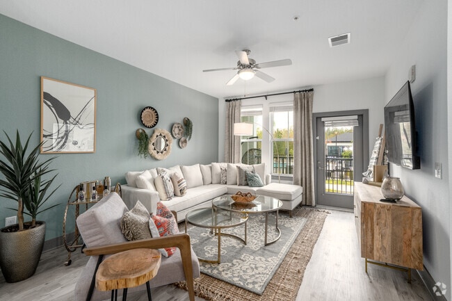 1BR, 1BA