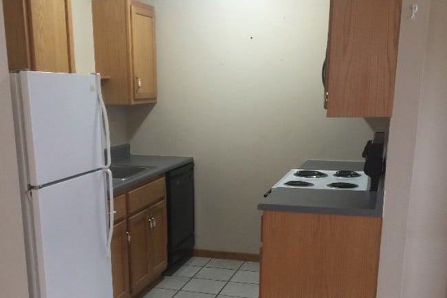 Building Photo - 716 Maple St Unit 716