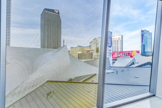 Photo - Veer Towers 602W-Strip and CityCenter Views form this Stunning 2Bd/2Ba Residence Unidad 602