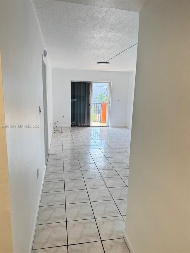 Photo - 677 SW 9th Ave Unit 407